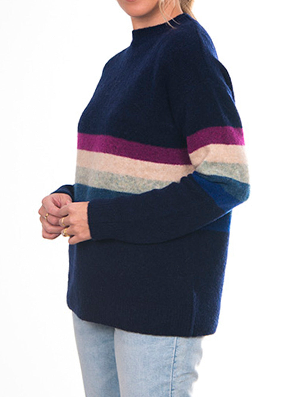 Bridge_And_Lord_BL4644_RAINBOW-STRIPE-PULLOVER_Navy_Midnight_02.jpg